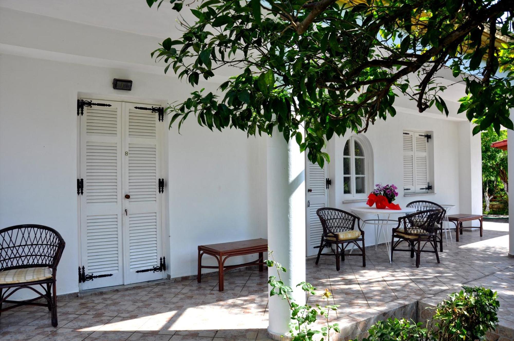 Villa Elena Studios Dassiá Pokoj fotografie